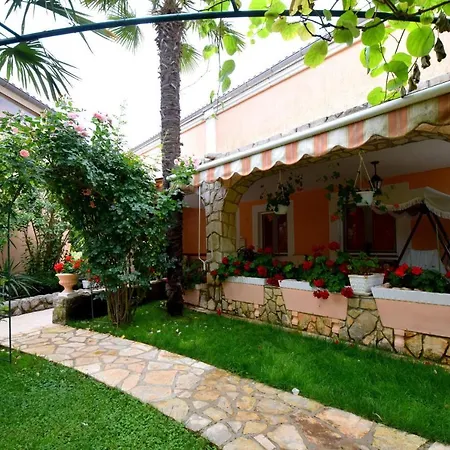 House Lisa Vikendica Malinska