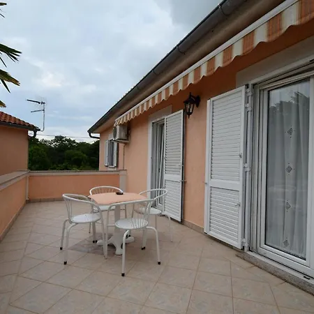 House Lisa Vikendica *